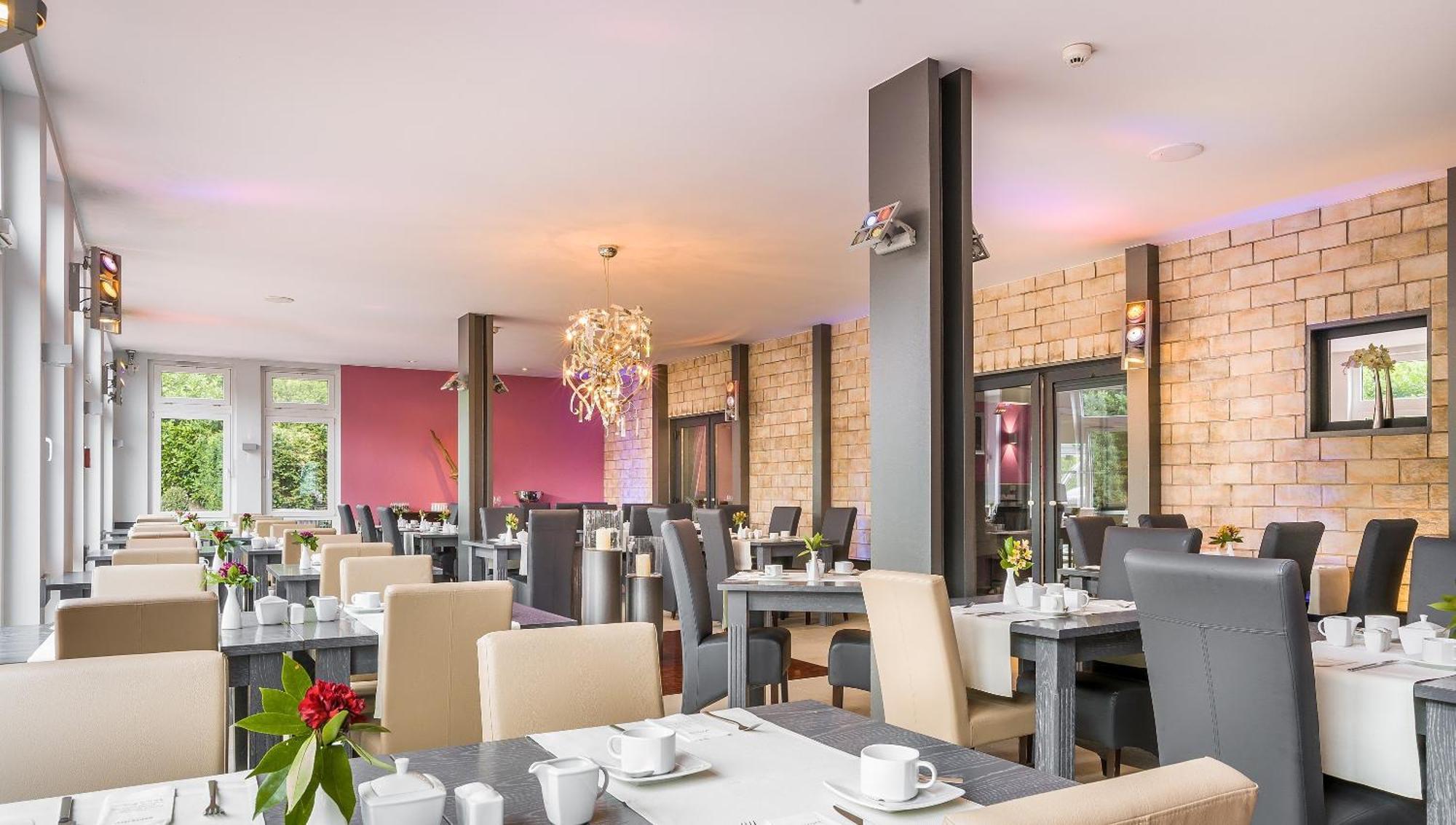 Garner Hotel Oberhausen Оберхаузен Экстерьер фото